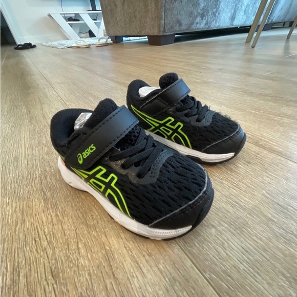 ASICS Toddler shoes - Picture 4 of 5